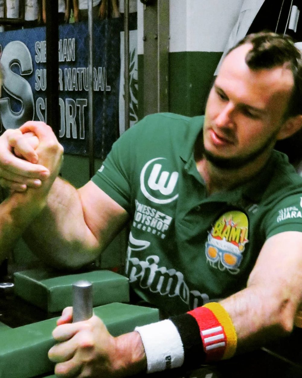 Maximaler Grip im Armwrestling mit Trimona Liquid Grip