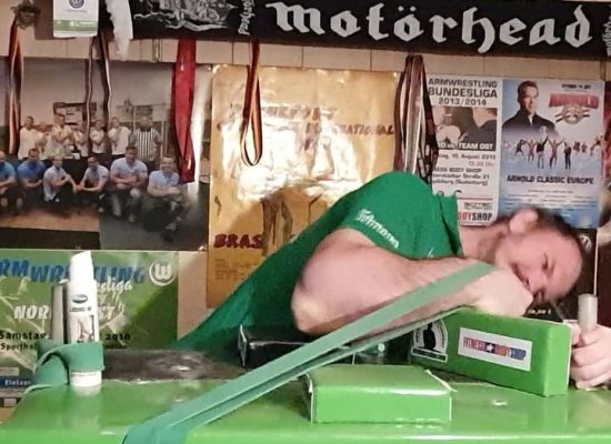 Liquid Grip: Maximale Haftung für Armwrestling-Training